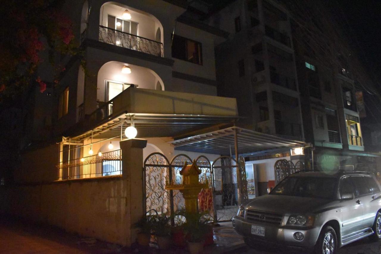 Violet Villa And Restro Ciudad de Siem Riep Exterior foto